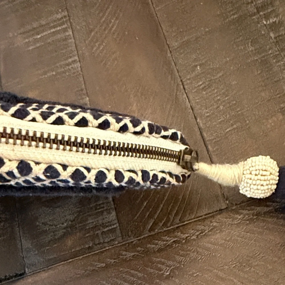 Universal Thread Navy and Cream Patterned Clutch